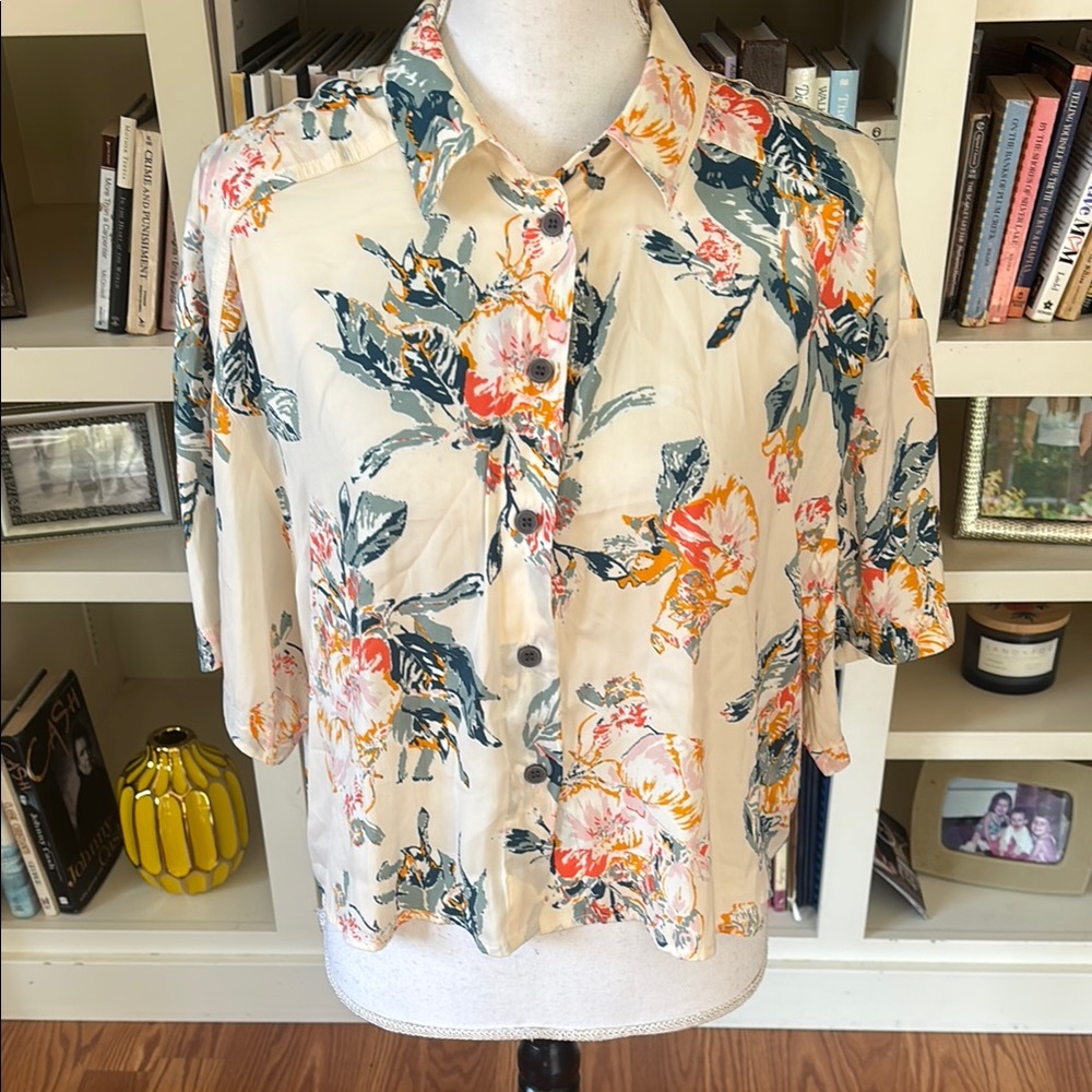 Free People Oversize Cropped Button Down Lily of the Valley Top Small Hawaiian